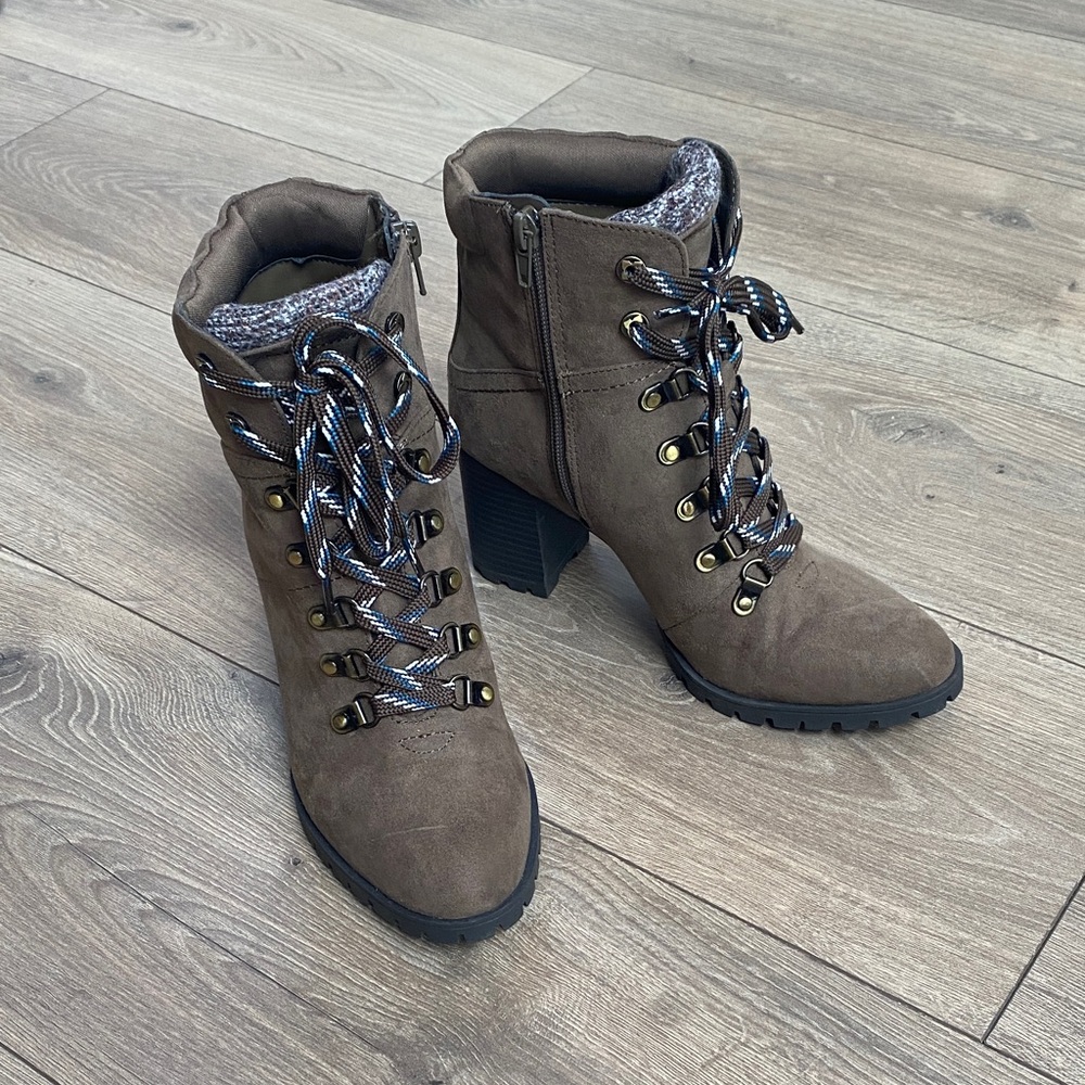Kelly & Katie Brown Lace Up Ankle Boots for Women